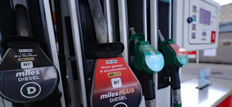 Шпанија презема итни мерки: Го намалува ДДВ-то за електрична енергија, гас и гориво за ублажување на кризата