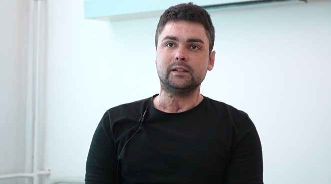 ГИТАРИСТОТ ТОНЕВ: Ме спаси девојката, мислев ќе умрам, еден месец бев во кома