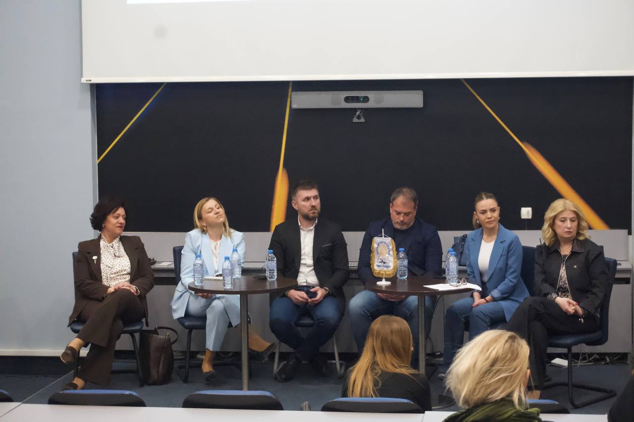 ​Стаменкоска-Трајкоска на форум: Одржливи политики и реални решенија за поквалитетен живот на лицата со атипичен развој