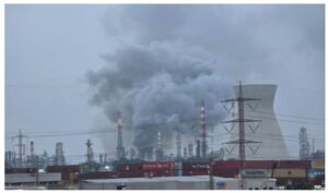 Ракетните напади на Иран врз Израел, оштетена е рафинеријата во Хаифа