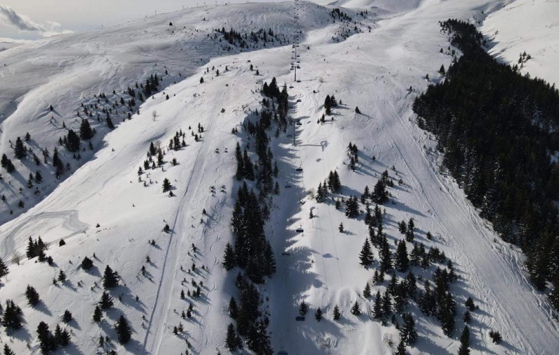 На Попова Шапка 74 сантиметри снег