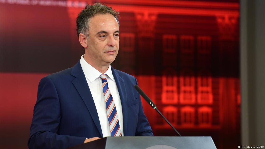 Нов закон за пушење: тераси, отворен покрив и влез за непушачи