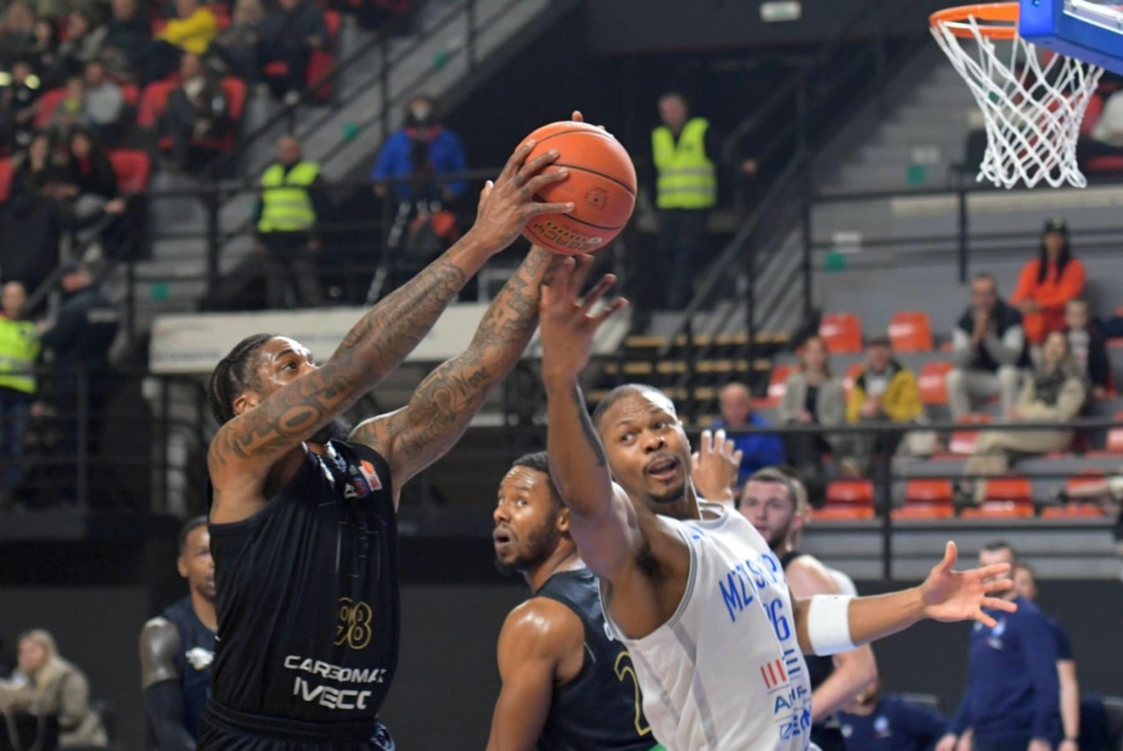 ТФТ објаснува: Приморани сме МЗТ да го пречекаме во Гевгелија – без неговите навивачи!