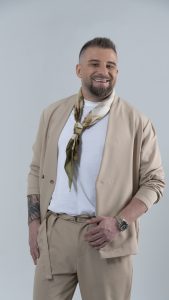 “ЖЕНО ВИСТИНСКА” НА ЈОЦЕ ПАНОВ ЈА ЗДОГЛЕДА СВЕТЛИНАТА НА ДЕНОТ