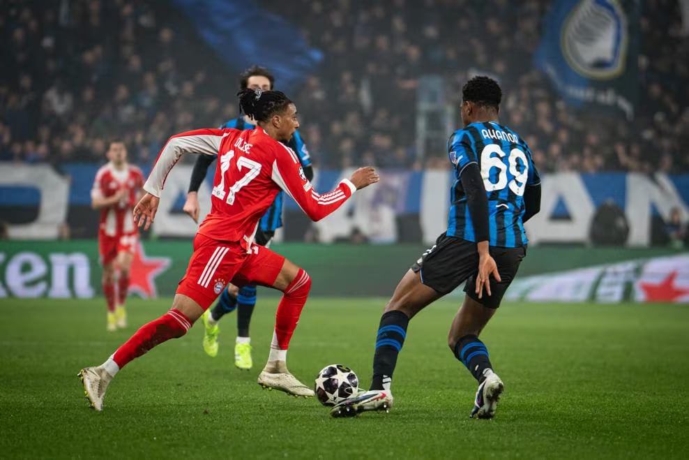 Баерн и Атлетико веќе четвртфиналисти, Барса извлече реми во Њукасл (ВИДЕО)