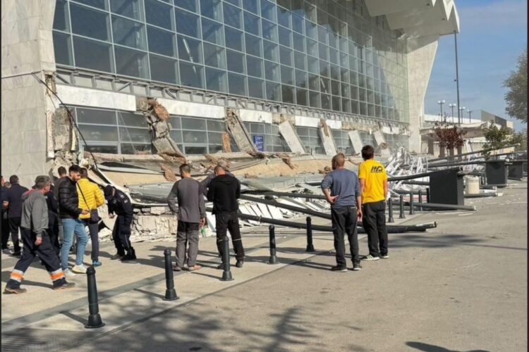 Вишиот суд во Нови Сад донесе пресуда: 10 милиони динари отштета за смрт на блиско лице при падот на надстрешницата