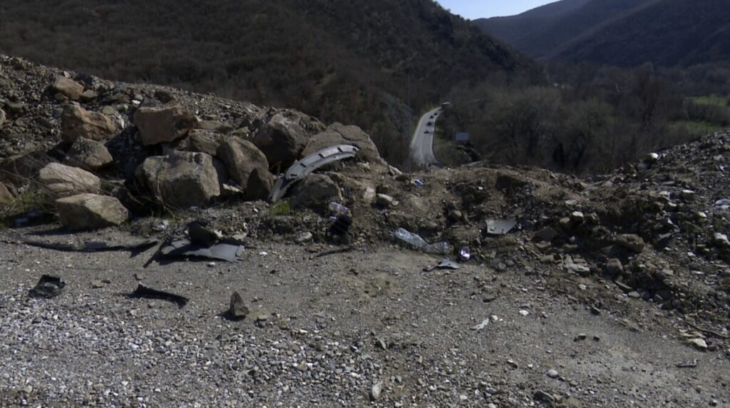 Двата километри кај Блаце опасност за возачите – сегмент без излез и без сигнализација