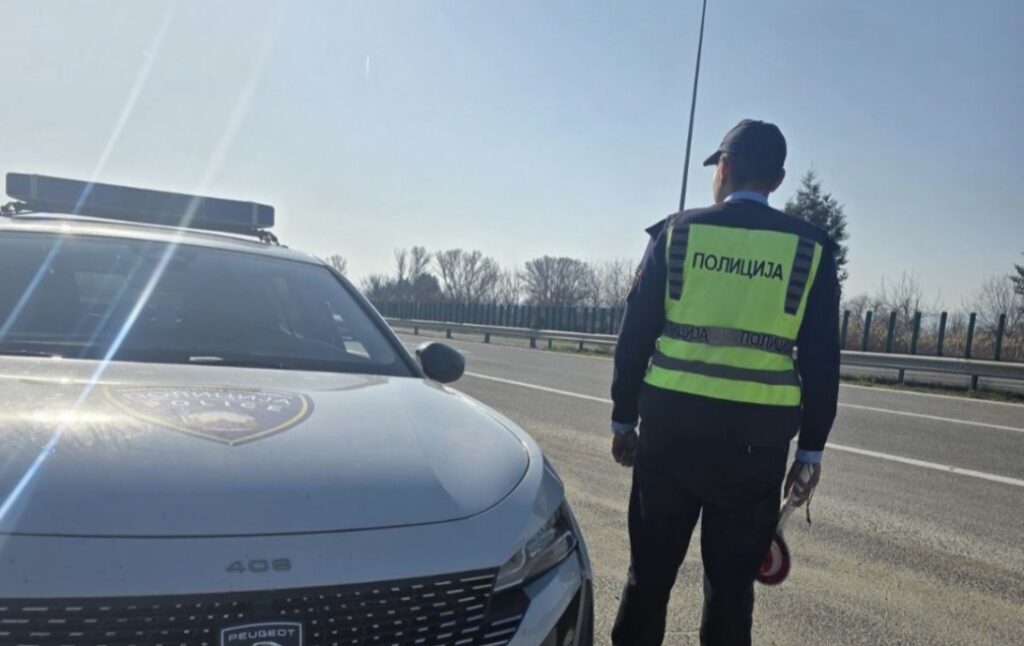 Лишени од слобода три лица, одземено возило, изречени 40 санкции, акциска контрола на Мобилната единица за безбедност на сообраќајот на патиштата во Штип