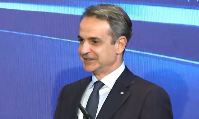 Минималната плата во Грција ќе се зголеми на 920 евра од 1 април