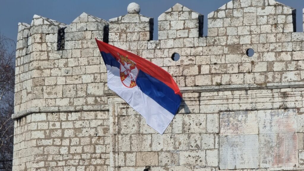 Србија ги евакуира своите граѓани од Израел