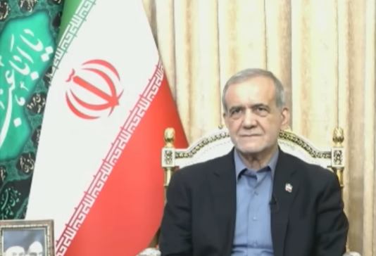 Иранскиот претседател убиството на Хамнеи го нарече „отворена војна против муслиманите“