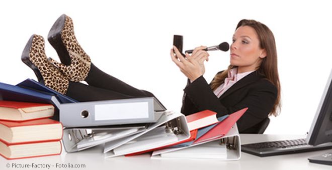 Јавни претпријатија: Од најголеми работодавачи и загубари до  ЈП без вработени но со директори