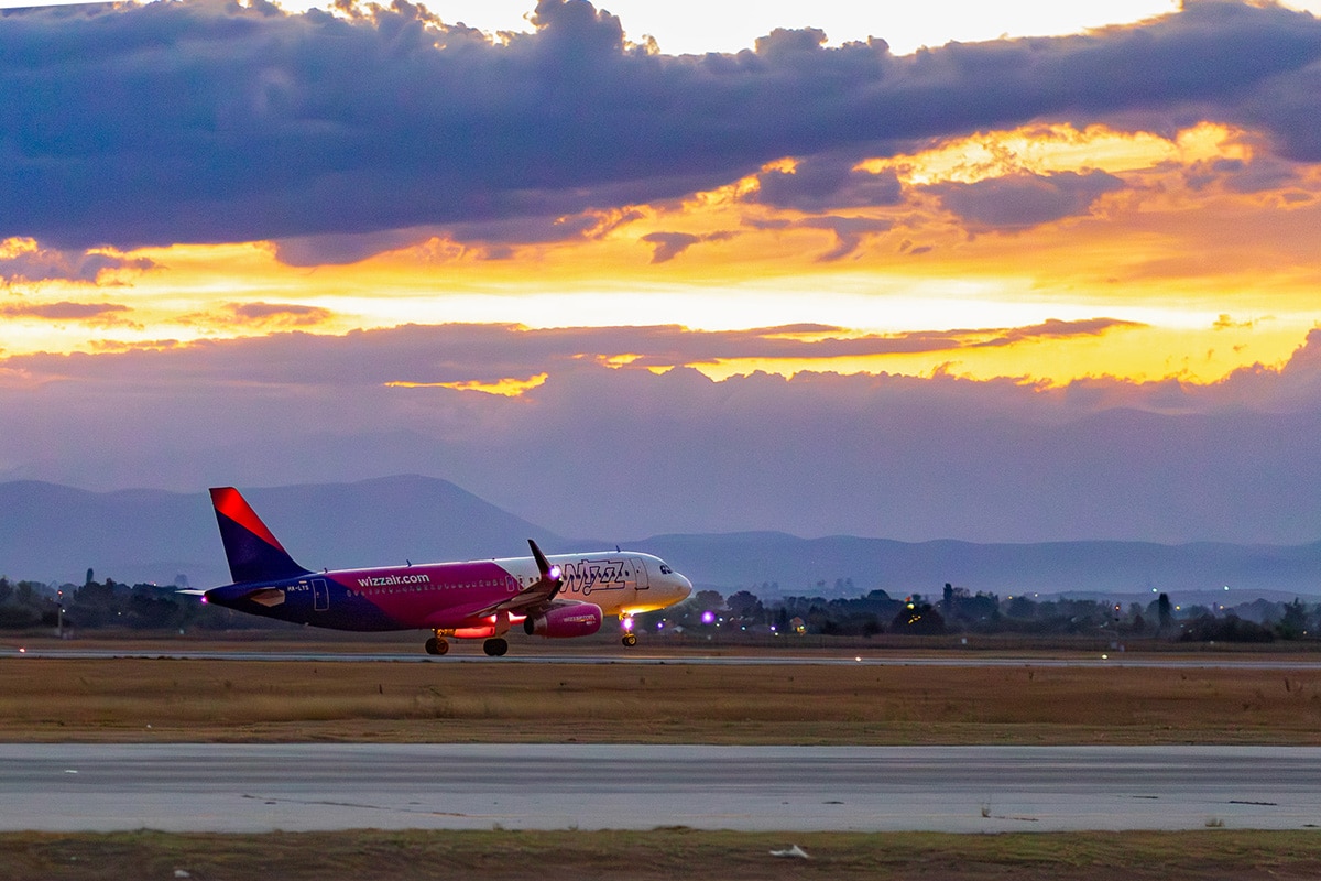 БЛИСКОИСТОЧНИОТ КОНФЛИКТ има ограничено влијание и врз дел од дестинациите на домашните аеродроми, велат од ТАВ Македонија