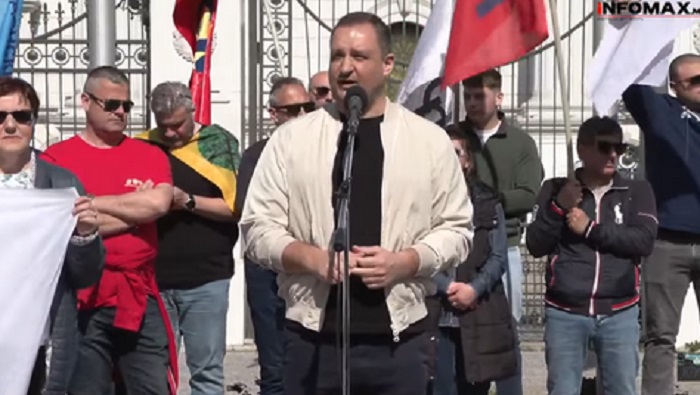 (ВИДЕО) Работници се спречени да дојдат на протестот поради закани, но не ви се плашиме – рече Трендафилов пред Владата