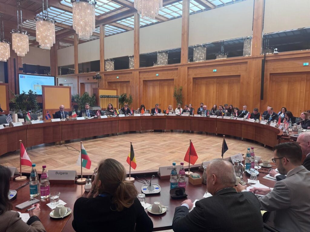 Биондиќ  на 20. НАТО конференција за контрола на оружјето за масовно уништување