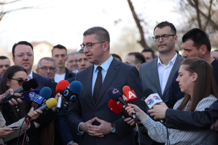 Мицкоски: Трагедиите не смеат да останат без одговори, општеството има право да ја знае вистината – им го должиме тоа на жртвите