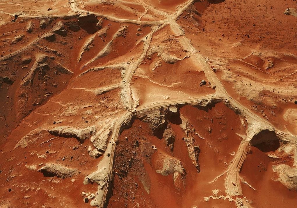 Роверот на НАСА бара знаци на живот меѓу чудните марсовски „долини со патишта“ – можно ли е тука да се кријат докази за дамнешен живот