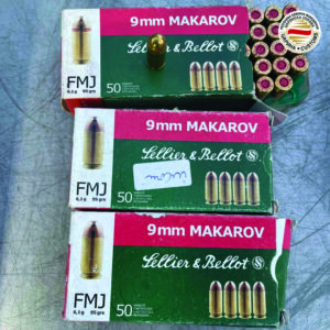 Царина: Oткриени 580 парчиња куршуми во автобус, двајца осомничени лишени од слобода