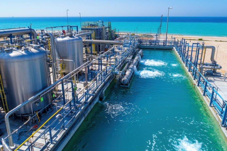 Водата околу Иран сега вреди повеќе од нафта