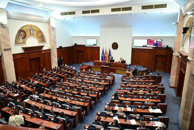 Собранието ги избра Шабани и Сулејмани за нови заменици-министри