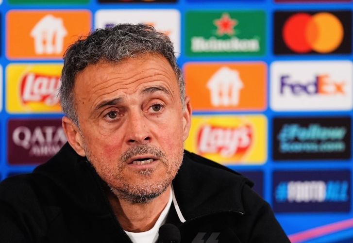 ПСЖ подготви 85 милиони евра за двајца Срби: Рома и Ц. Звезда ќе ги наполнат касите!