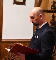 Новиот обвинител Савески даде свечена изјава, рече дека нема политички товар и дека ќе работи согласно Уставот и законите