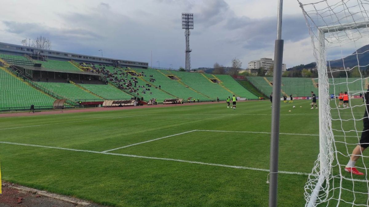 Драма во Сараево: Во свечената ложа била пронајдена рачна бомба!