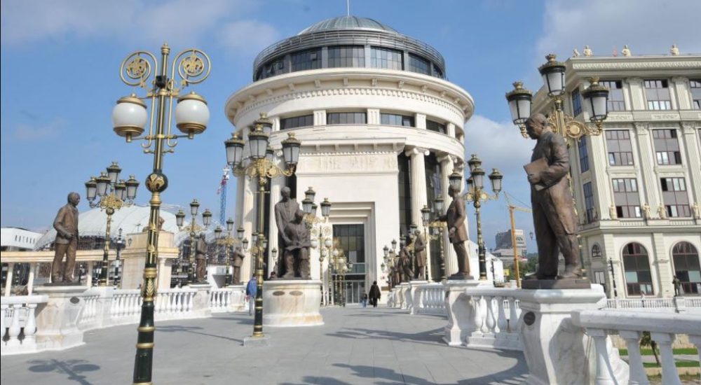 Обвинителството бара продолжување на притворот за насилникот од Карпош