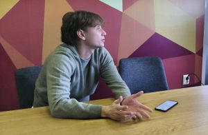 (ВИДЕО+ФОТО) Интервју со Јаков Јозиновиќ: „За мене е огромна чест дека некој од Македонија ме цени,слуша и сака и’ сака да дојде на мој концерт!