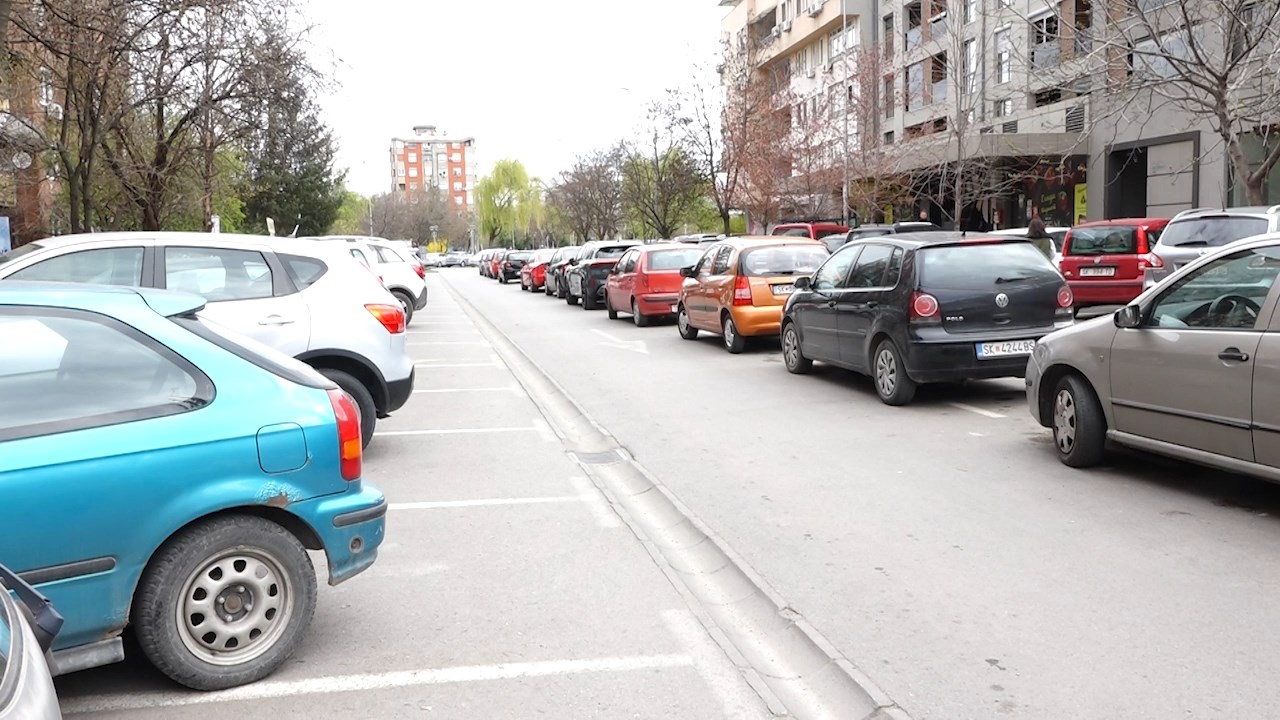 Градоначалникот Ѓорѓиевски се предомисли, аеродромци ќе можат да паркираат во целата општина