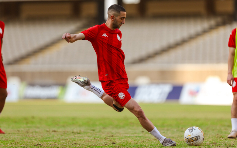 Зијеш игра во татковината и дава супер голови