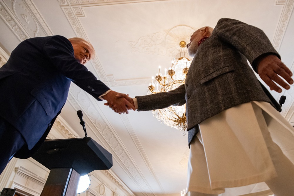 Пресврт: Америка ѝ дозволи на Индија да купува руска нафта