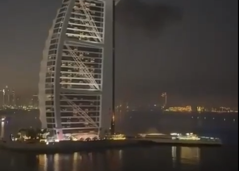 (Видео) Ирански дрон го погоди и хотелот Бурџ ал Араб во Дубаи