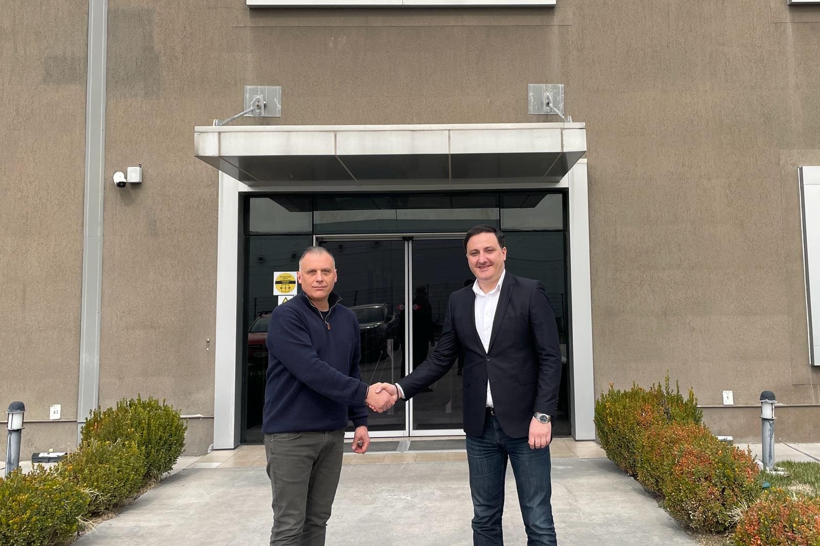 Директорот на Дирекцијата за ТИРЗ, Гоце Димовски во посета на фабриката Кемет во ТИРЗ Скопје 1