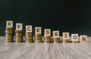 Економистот кој ја предвиде кризата во 2008 година предупредува: Четири сигнали за потенцијален нов финансиски крах