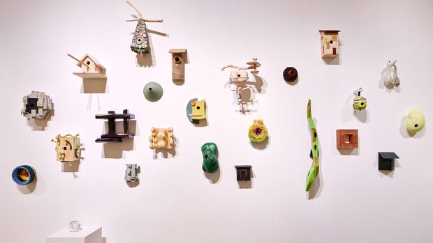 Куќички за птици на изложбата MAD Brussels во Белгија