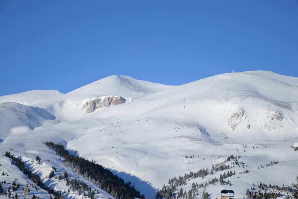Утрово најстудено на Попова Шапка, измерени -3 степени