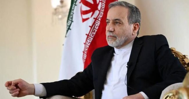 ИРАН НЕГИРА ДЕКА ПОБАРАЛ ПРЕКИН НА ОГНОТ ОТКАКО ТРАМП РЕЧЕ ДЕКА ТЕХЕРАН САКА ДА ПРЕГОВАРА