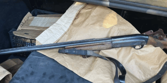 Извршен претрес во Берово – пронајдени оружје, муниција и пиротехника