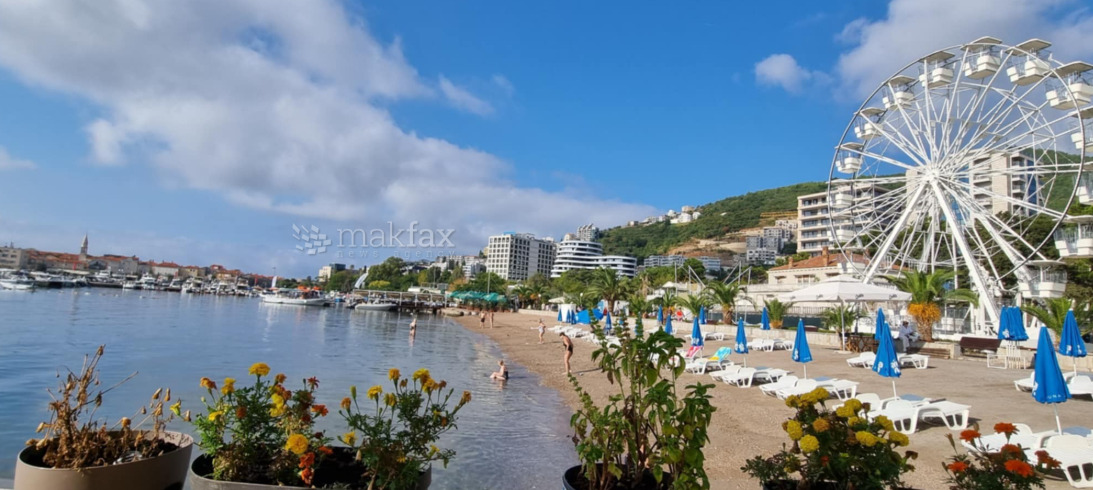 Хотелите во Будва бараат 5.000 сезонски работници