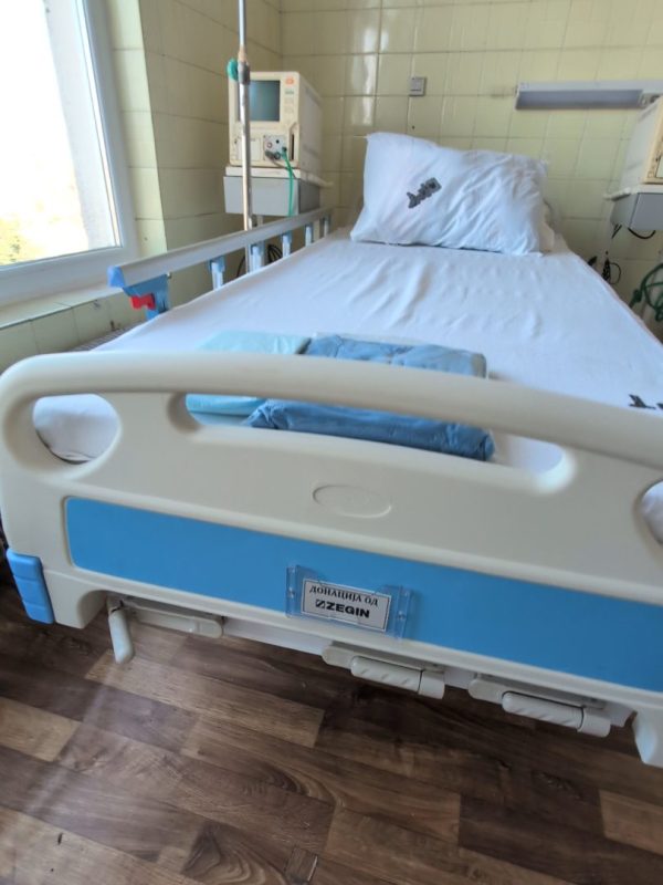 Зегин и Фондацијата д-р Верица Механџиска донираа 14 болнички кревети на болницата во Штип