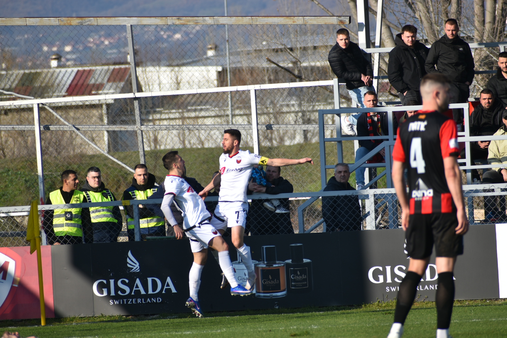 Шкендија го доби дербито: Љатифи го “смрзна” Вардар