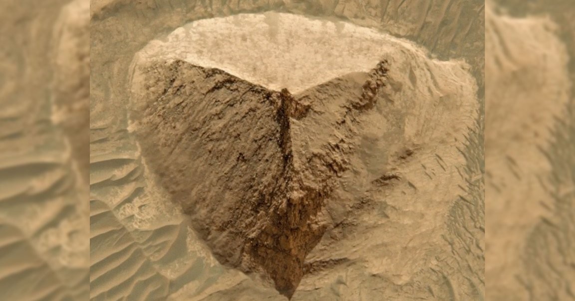 Дали оваа мала пирамида на Марс е доказ за вонземски живот или само уште една илузија?