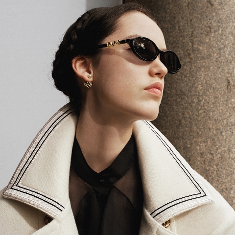 Вибрација на модните метрополи: Стилски инспирации од Париз до Њујорк