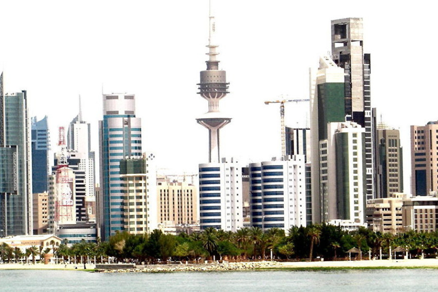 Едно лице загина, а 32 се повредени во Кувајт