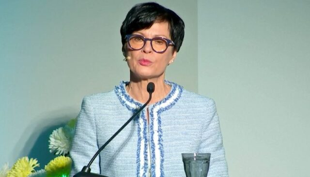 Кос: Време е да се започне со дискусија за Договорот за пристапување на Црна Гора