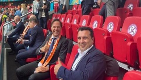 Марк Руте како премиер на Холандија ја спаси владата на Заев пред пет години