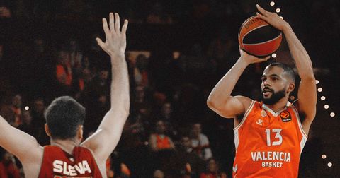 Валенсија со услуга за Ц. Звезда, Реал Мадрид го „преживеа“ Едвардс