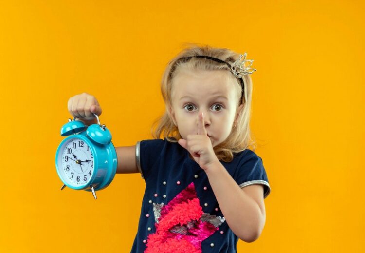 Пролетно поместување на часовникот: Колку време им е потребно на луѓето да се навикнат на летното сметање на времето?