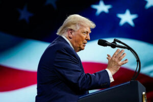 Трамп: Куба е следна, преправајте се дека не го кажав тоа